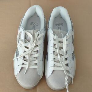C.O.B Culture Of Brave Women's White Leather Sneakers Sparkling Silver Accents